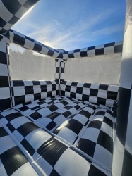 20251213 090503 1766369437 1 Black and white checkered Slide